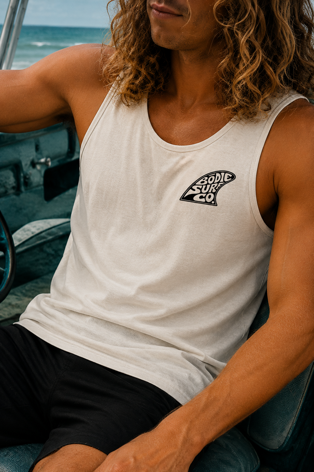 Retro Fin Tank