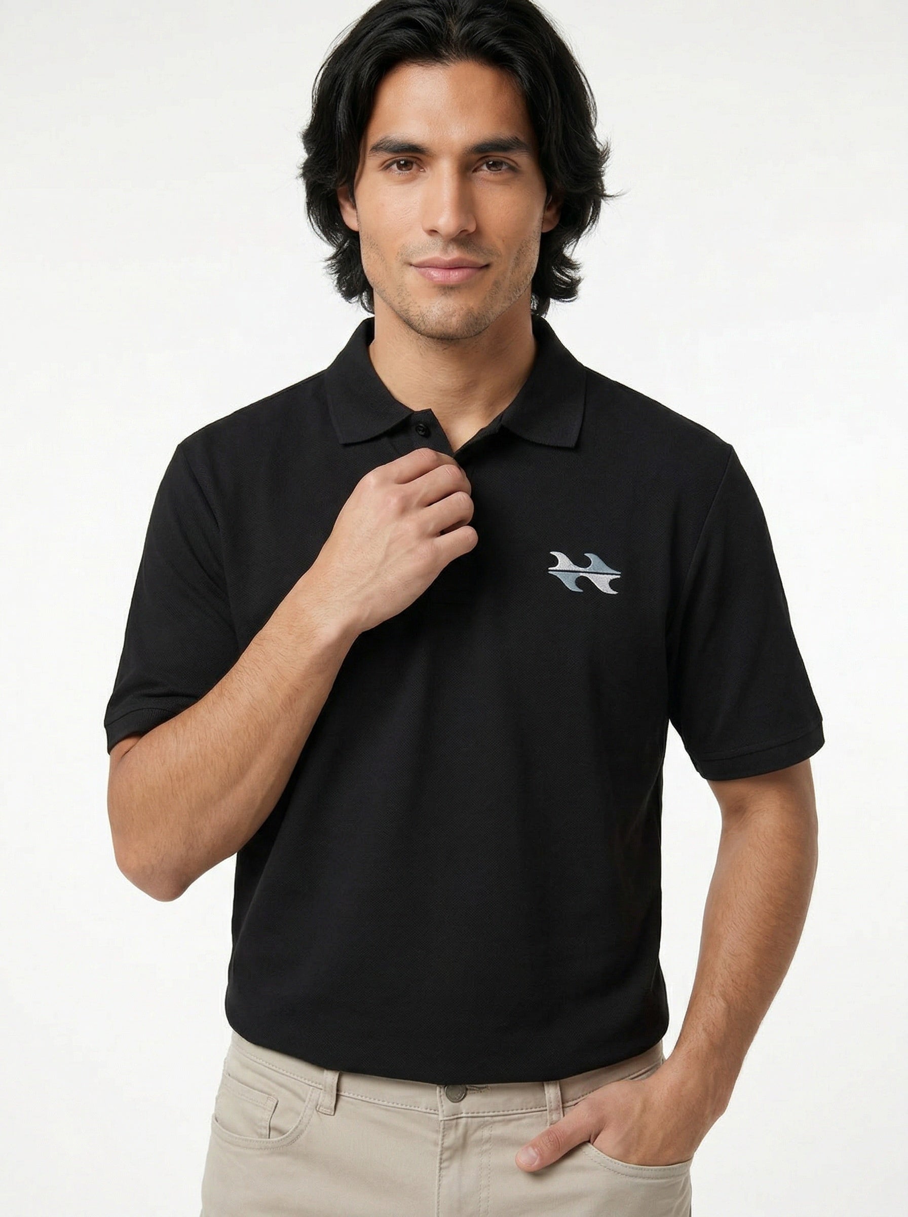 Bōdie Embroidered polo shirt. Black.