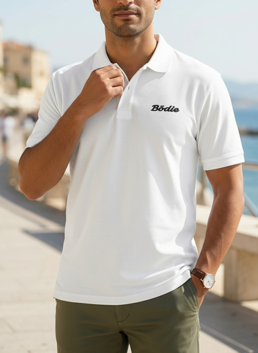 Bōdie Embroidered polo shirt. White.